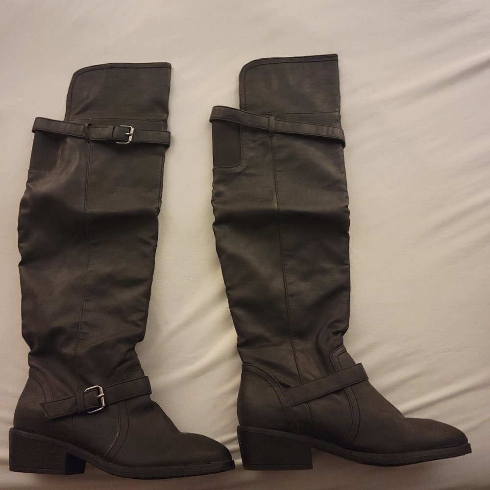 Black boots